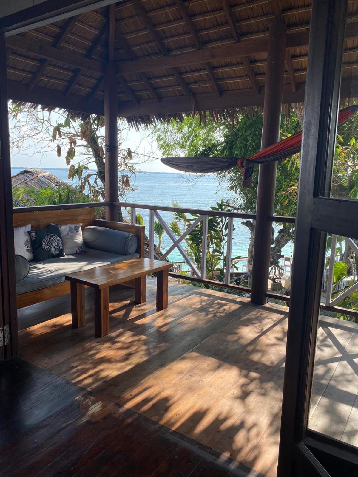 בירה Nini'S Beach Bungalows חדר תמונה